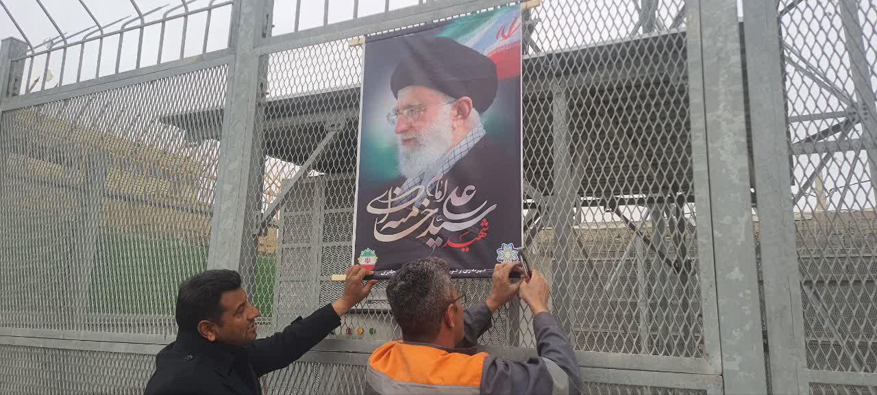 شهر معزآبادجابری در عزای رهبر شهیدمان سیاه پوش شد